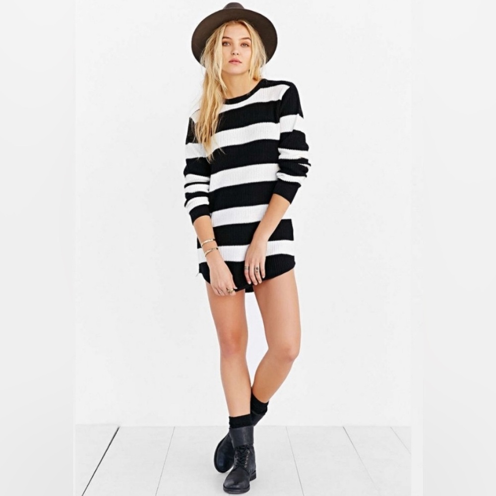 UNIF x Urban Outfitters Cotton Waffle Knit Sweater Black & White Strips